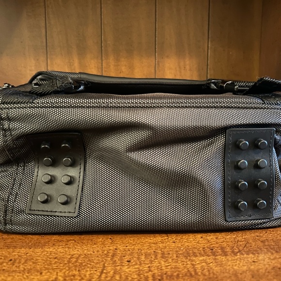Nikon 9793 DSLR Camera Bag - Picture 10 of 10